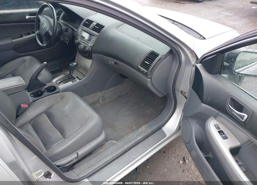 2007 HONDA ACCORD 2.4 EX VIN: 1HGCM568X7A016451