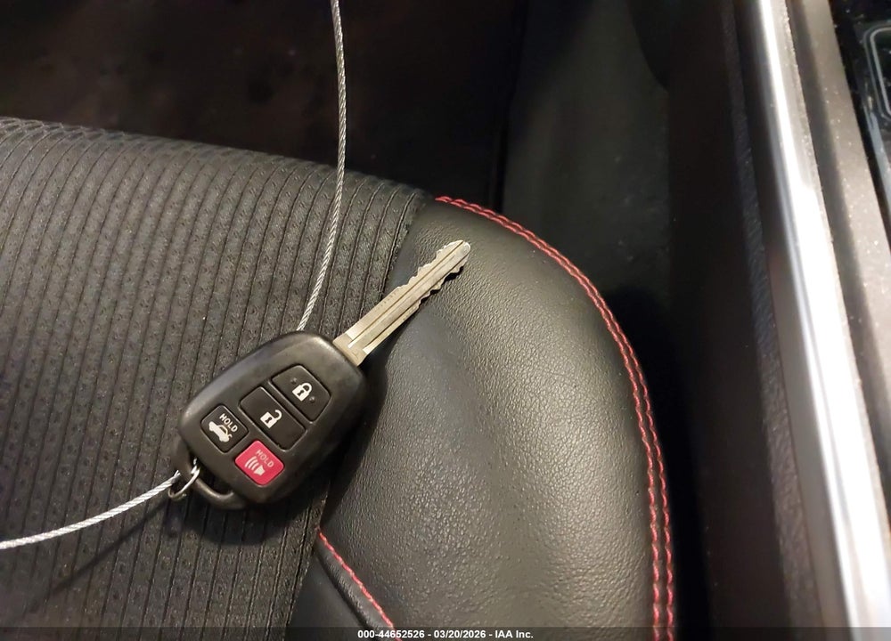 2016 TOYOTA CAMRY SE VIN: 4T1BF1FK6GU230257