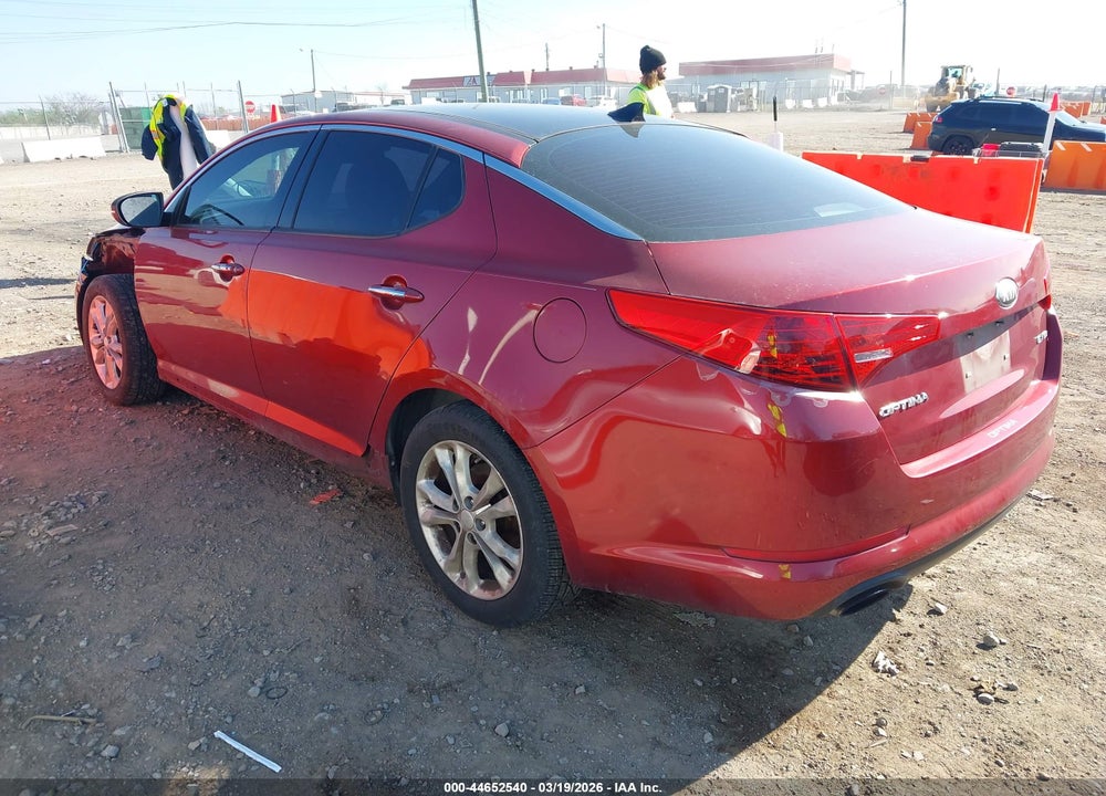 2013 KIA OPTIMA EX VIN: 5XXGN4A76DG111174