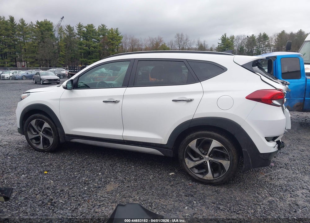 2017 HYUNDAI TUCSON LIMITED VIN: KM8J3CA20HU280175