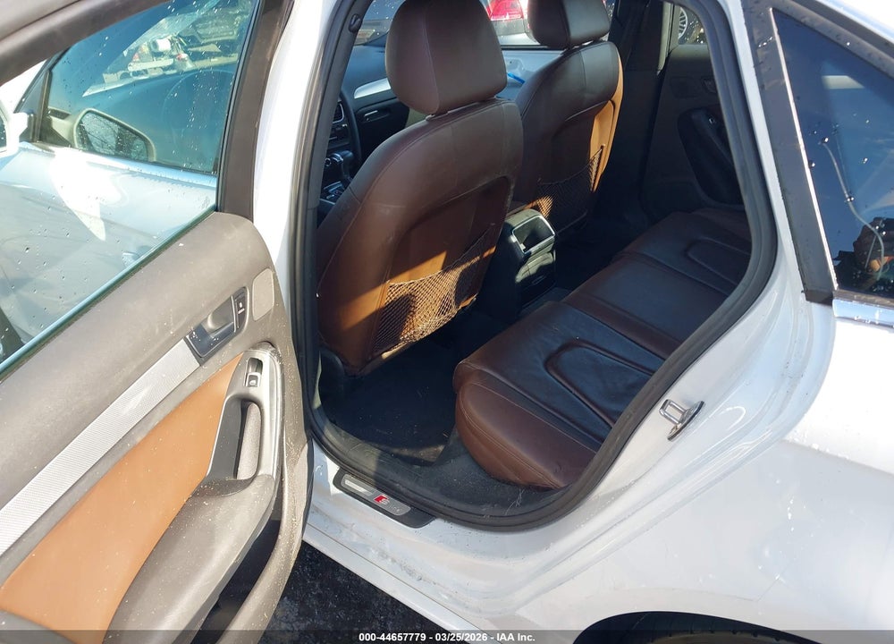 2014 AUDI A4 2.0T PREMIUM VIN: WAUBFAFL4EN040877