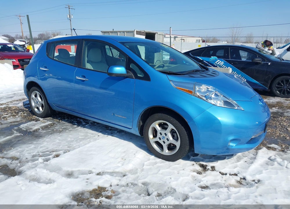 2013 NISSAN LEAF SV VIN: 1N4AZ0CP9DC418232