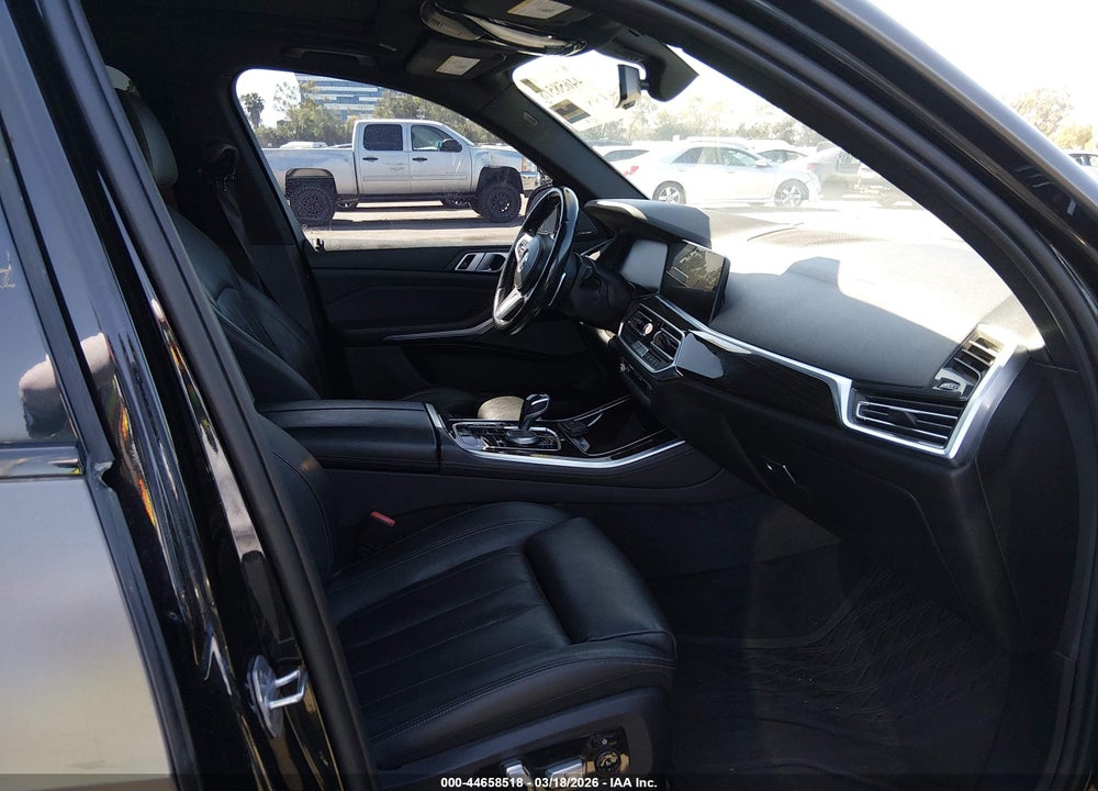 2019 BMW X5 XDRIVE50I VIN: 5UXJU2C57KLN49528