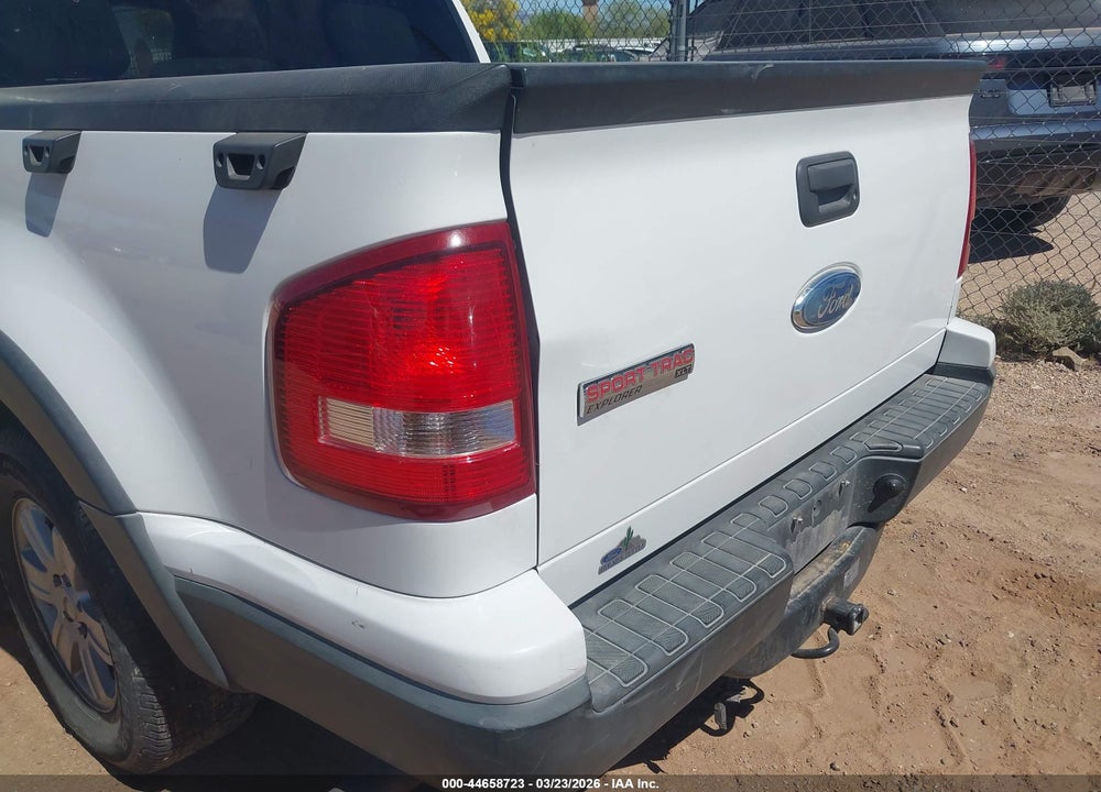 2007 FORD EXPLORER SPORT TRAC XLT VIN: 1FMEU31K57UA64299