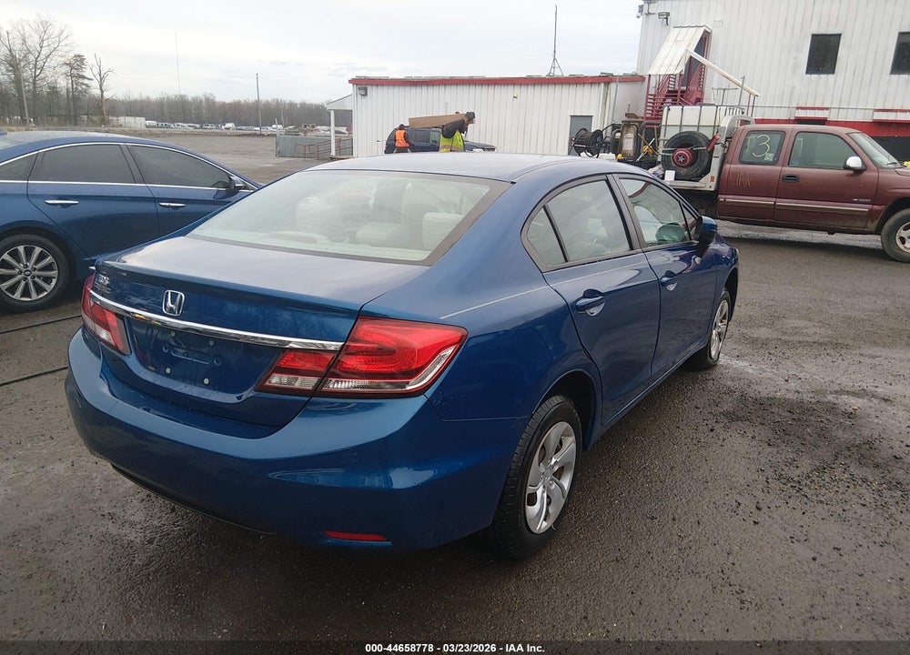 2015 HONDA CIVIC LX VIN: 19XFB2E55FE060490