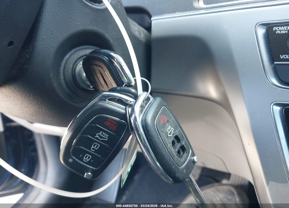 2016 HYUNDAI SONATA SE VIN: 5NPE24AF4GH314287