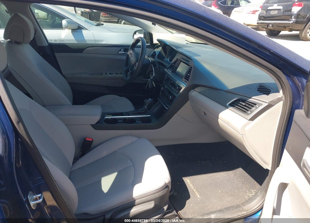 2016 HYUNDAI SONATA SE VIN: 5NPE24AF4GH314287