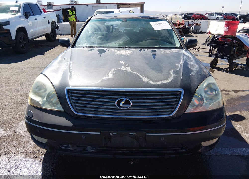 2001 LEXUS LS 430 VIN: JTHBN30F910032302