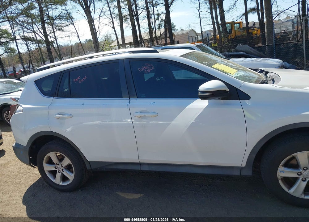 2013 TOYOTA RAV4 XLE VIN: 2T3WFREV5DW048872