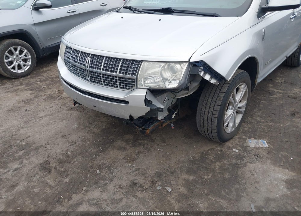 2010 LINCOLN MKX VIN: 2LMDJ8JCXABJ30647
