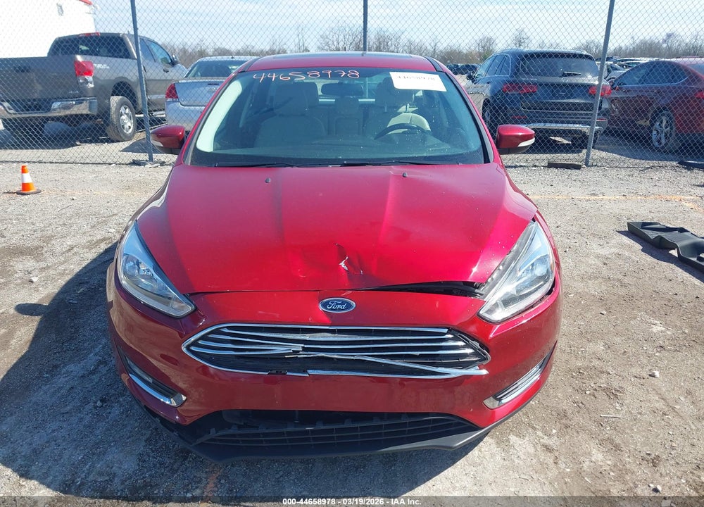 2015 FORD FOCUS TITANIUM VIN: 1FADP3N20FL328170