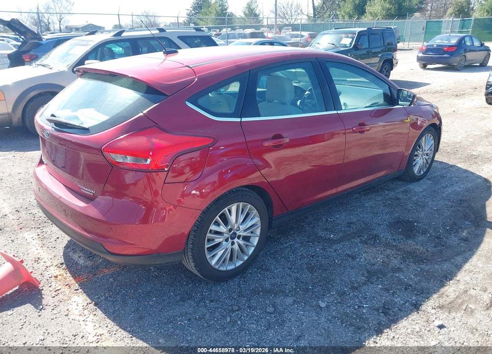 2015 FORD FOCUS TITANIUM VIN: 1FADP3N20FL328170