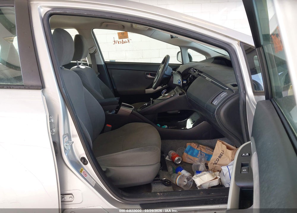 2014 TOYOTA PRIUS TWO VIN: JTDKN3DU0E0356948
