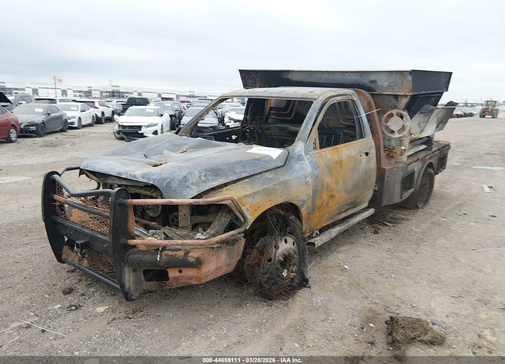 2018 RAM 4500 CHASSIS TRADESMAN/SLT VIN: 3C7WRLAL5JG371956