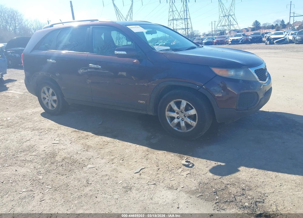 2013 KIA SORENTO LX V6 VIN: 5XYKTDA22DG336689
