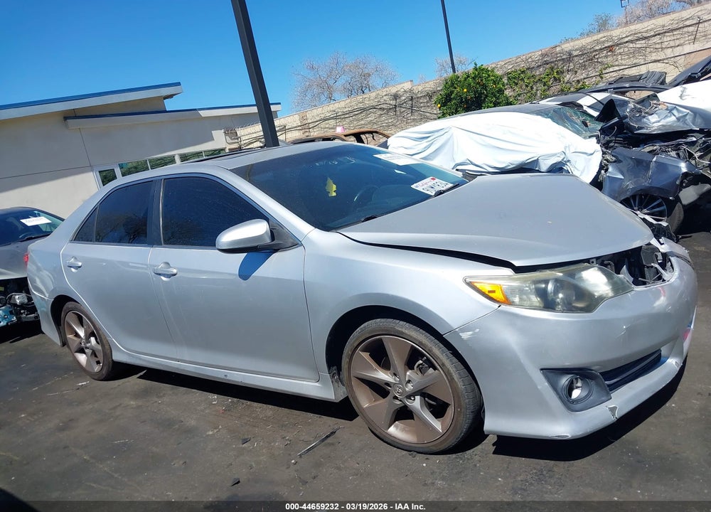 2013 TOYOTA CAMRY SE V6 VIN: 4T1BK1FK7DU529697
