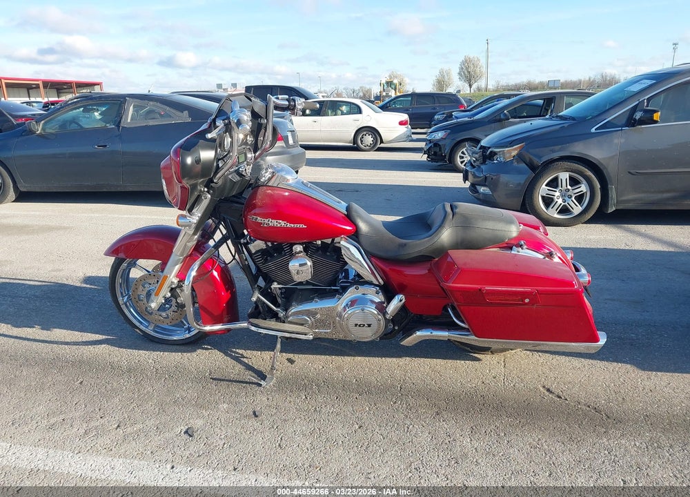 2012 HARLEY-DAVIDSON FLHX STREET GLIDE VIN: 1HD1KBM16CB687683