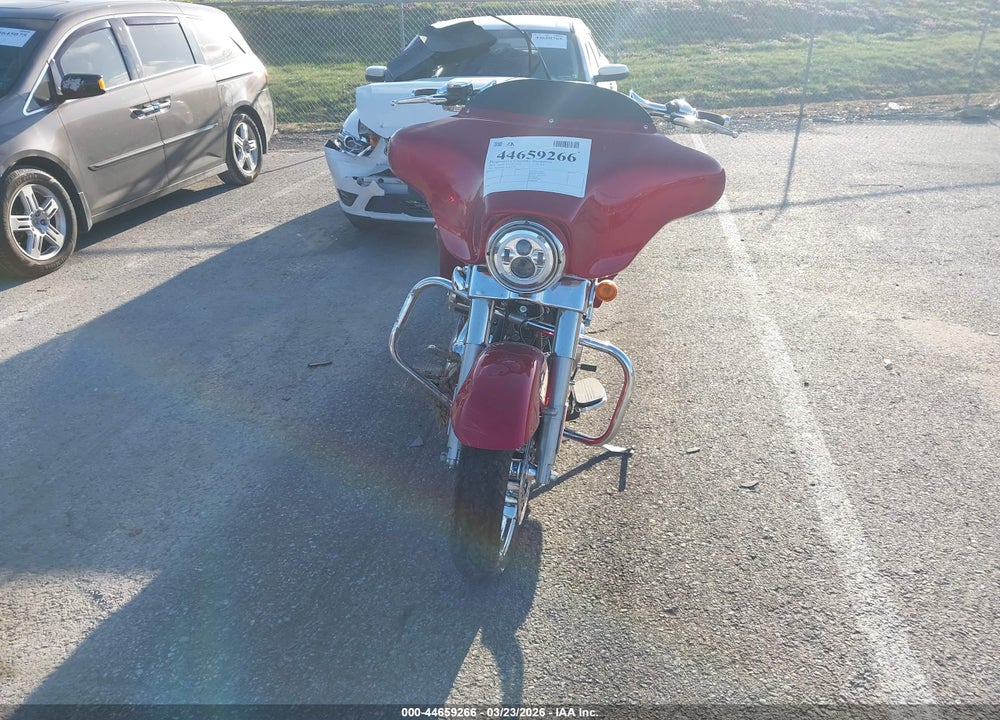 2012 HARLEY-DAVIDSON FLHX STREET GLIDE VIN: 1HD1KBM16CB687683