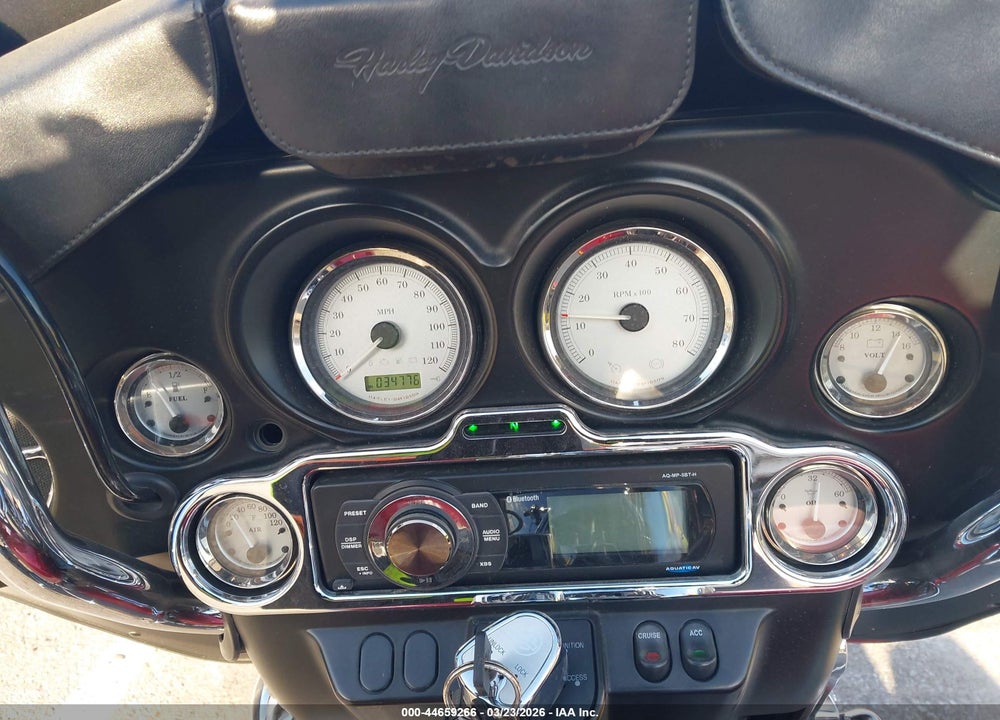 2012 HARLEY-DAVIDSON FLHX STREET GLIDE VIN: 1HD1KBM16CB687683