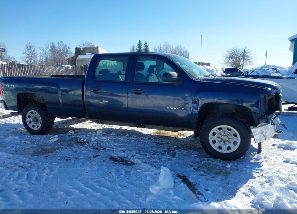 2011 CHEVROLET SILVERADO 3500HD WORK TRUCK VIN: 1GC4KZCG3BF114387