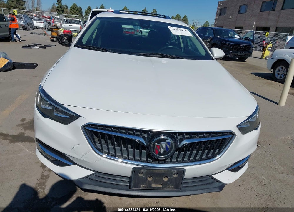 2018 BUICK REGAL SPORTBACK ESSENCE VIN: W04GR6SX2J1082000