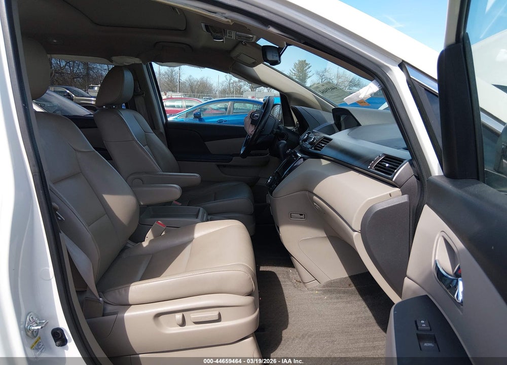 2015 HONDA ODYSSEY EX-L VIN: 5FNRL5H64FB066923