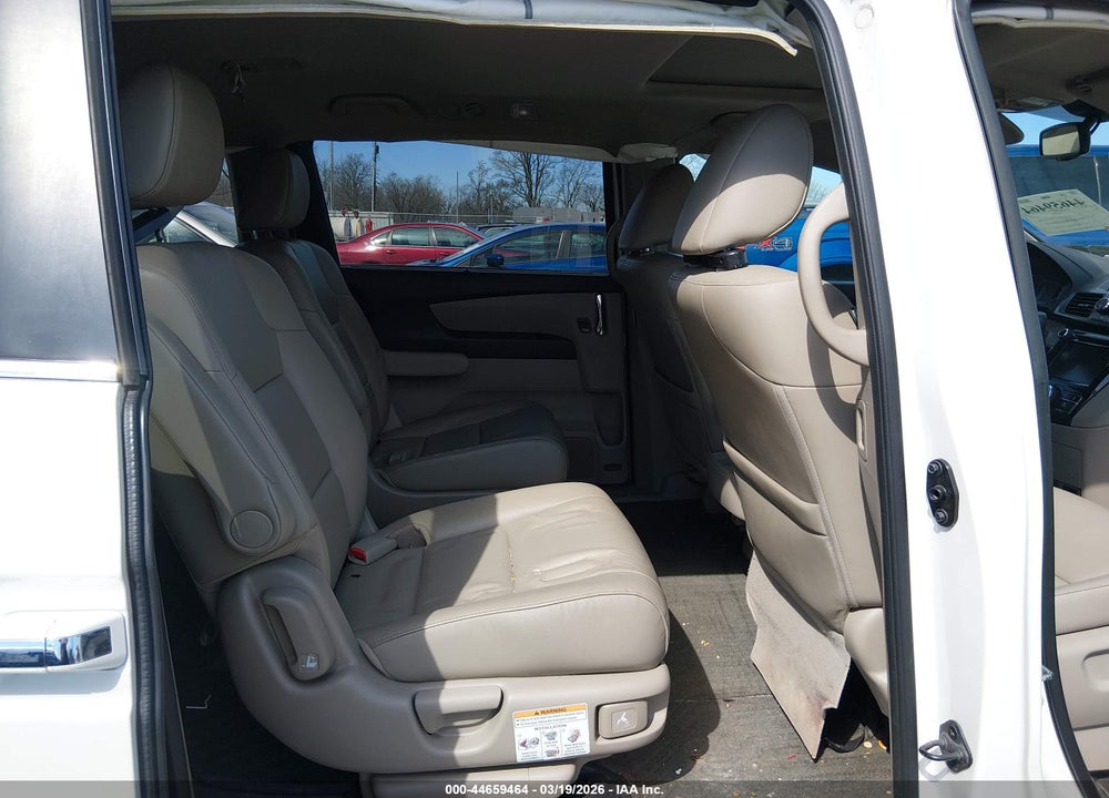 2015 HONDA ODYSSEY EX-L VIN: 5FNRL5H64FB066923