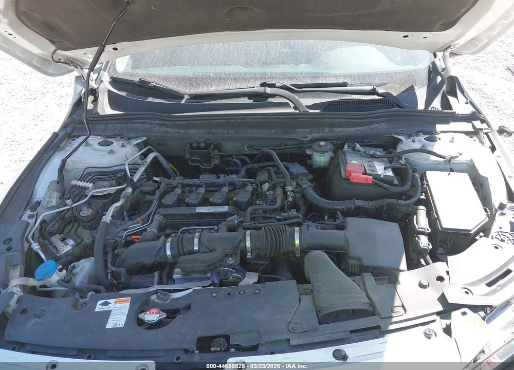 2018 HONDA ACCORD EX-L VIN: 1HGCV1F52JA137025