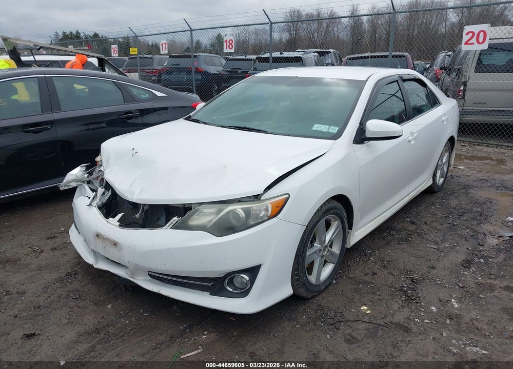2014 TOYOTA CAMRY SE VIN: 4T1BF1FK3EU380601