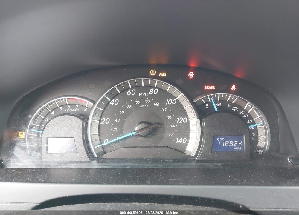 2014 TOYOTA CAMRY SE VIN: 4T1BF1FK3EU380601