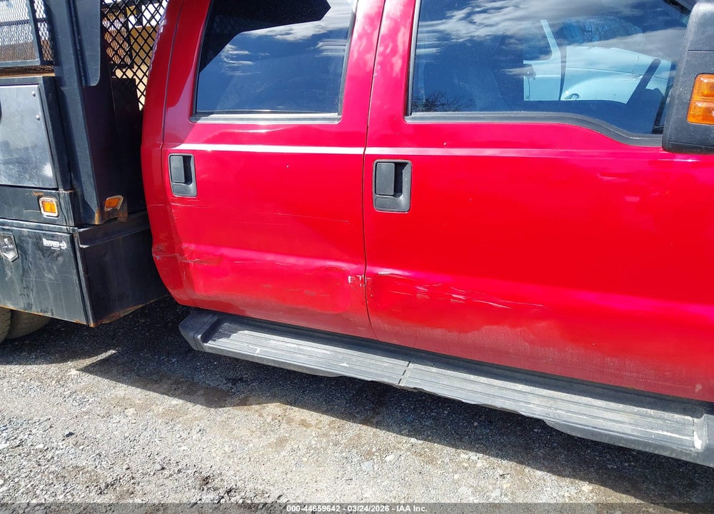 2015 FORD F-350 CHASSIS LARIAT/XL/XLT VIN: 1FD8W3H6XFED13088
