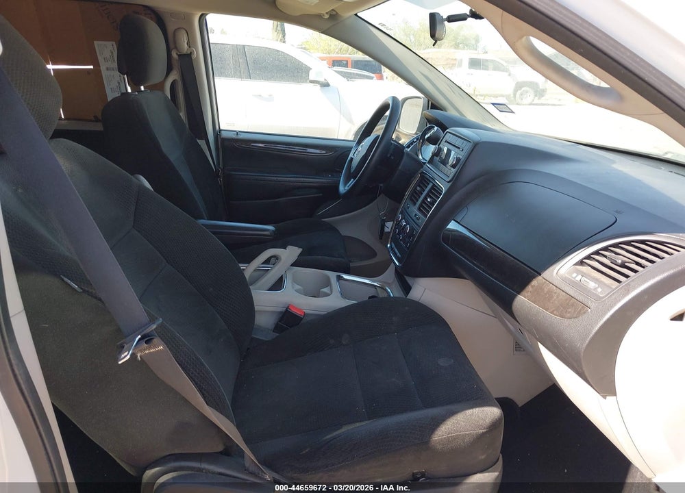 2016 DODGE GRAND CARAVAN SXT VIN: 2C4RDGCG8GR395932