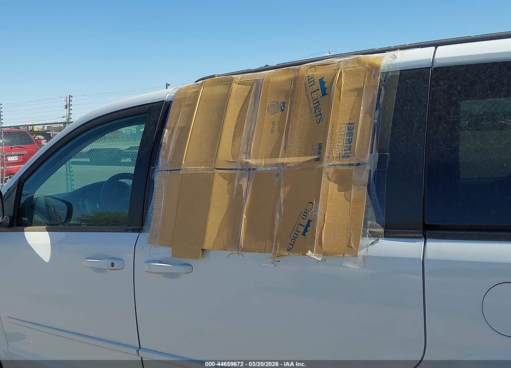 2016 DODGE GRAND CARAVAN SXT VIN: 2C4RDGCG8GR395932