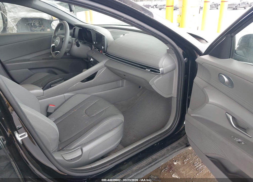 2023 HYUNDAI ELANTRA SEL VIN: KMHLM4AG0PU466532