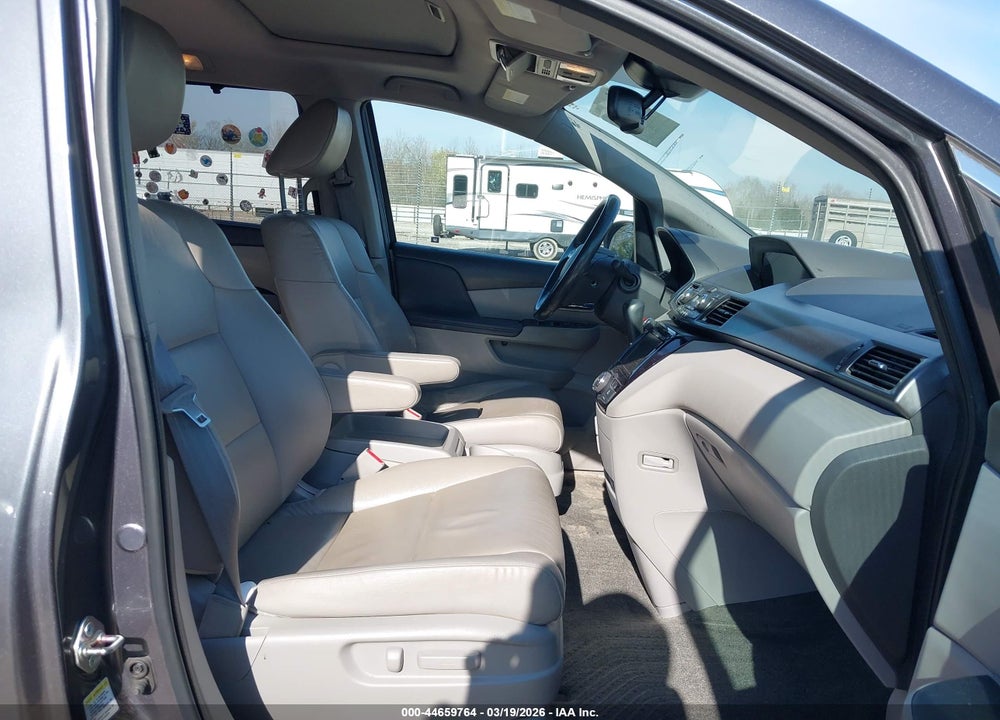 2017 HONDA ODYSSEY EX-L VIN: 5FNRL5H69HB027022