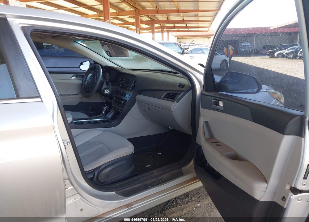 2017 HYUNDAI SONATA VIN: 5NPE24AF2HH491986