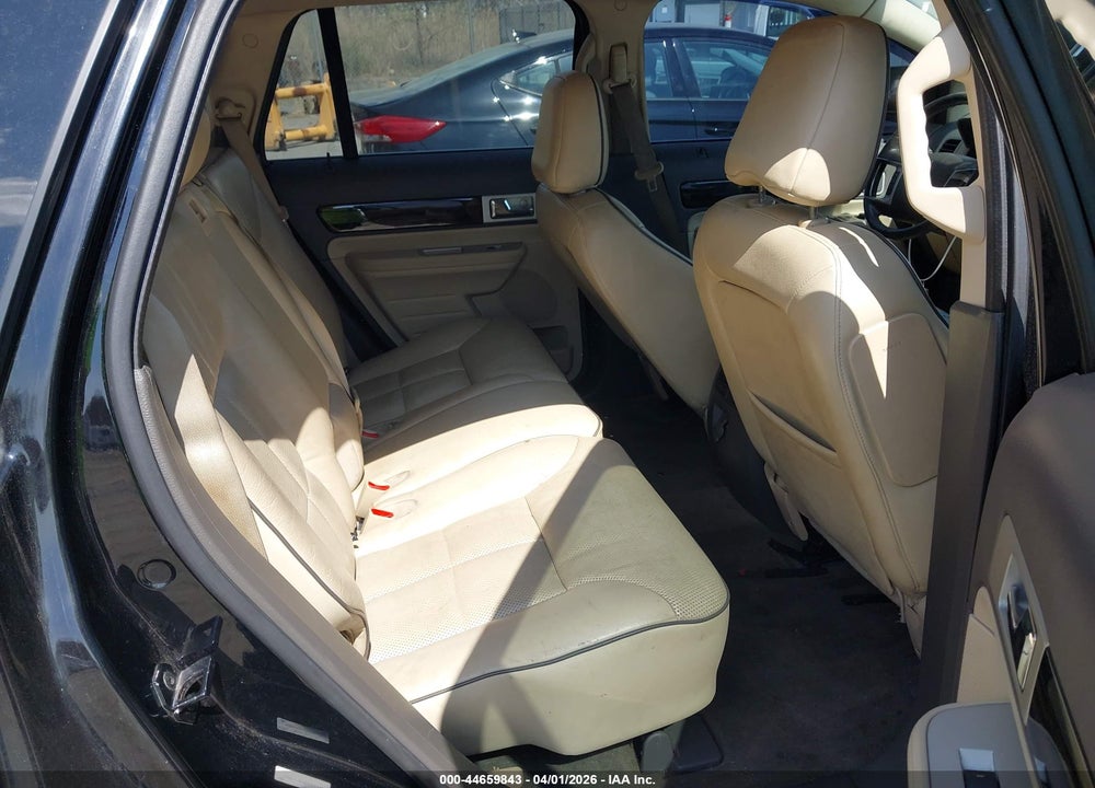 2008 LINCOLN MKX VIN: 2LMDU88C18BJ06647