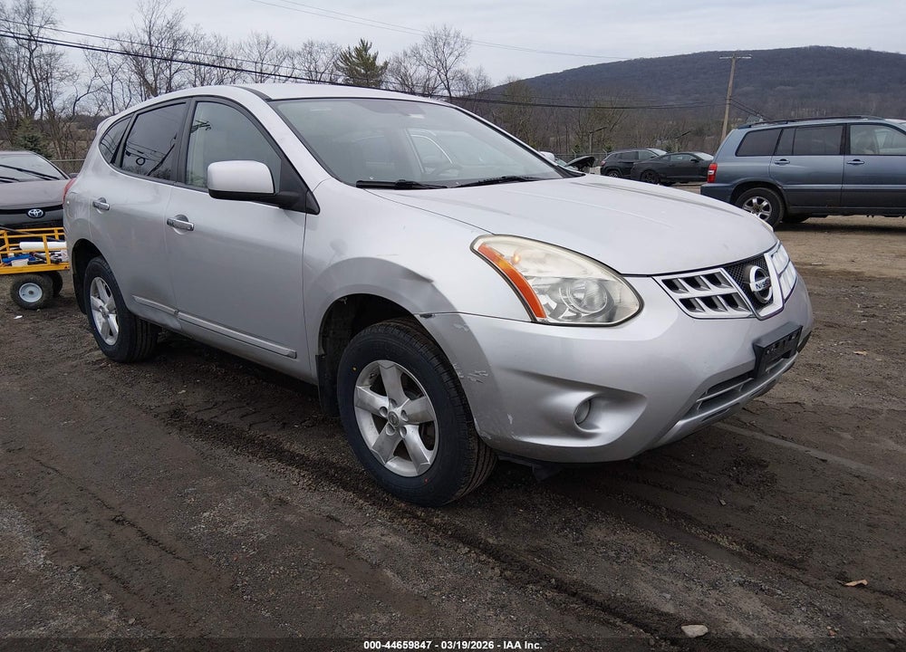 2013 NISSAN ROGUE S VIN: JN8AS5MV8DW631670