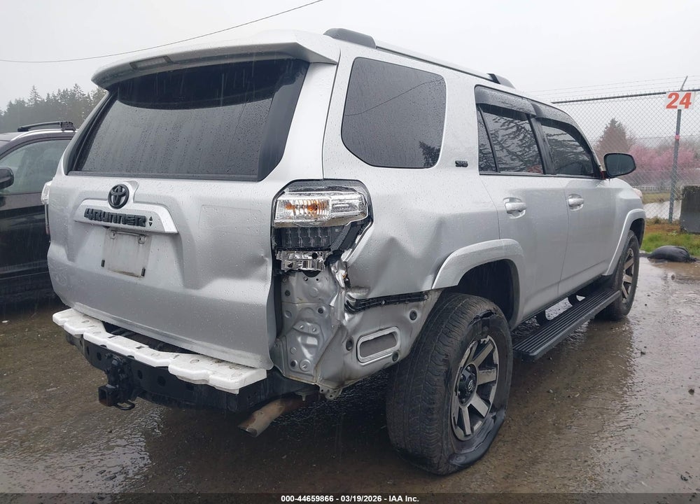 2022 TOYOTA 4RUNNER SR5 VIN: JTEMU5JR5N5972733