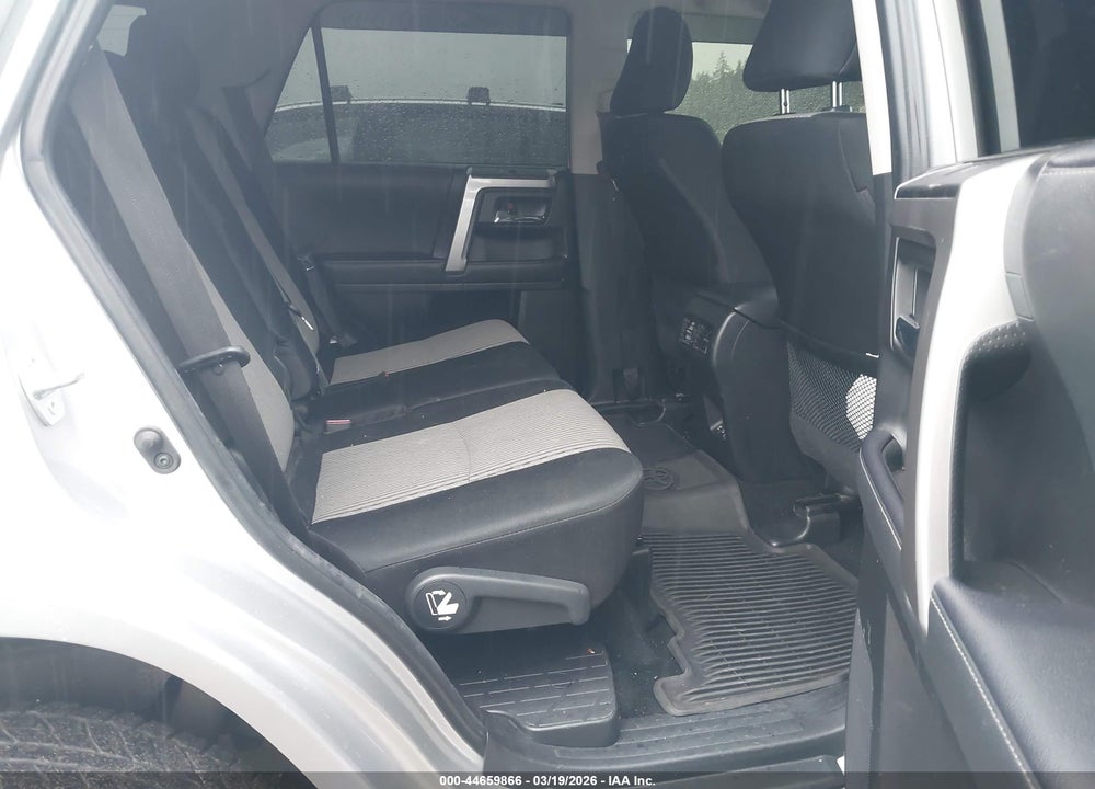 2022 TOYOTA 4RUNNER SR5 VIN: JTEMU5JR5N5972733