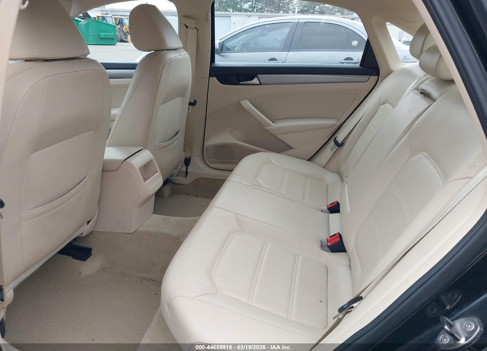 2014 VOLKSWAGEN PASSAT 1.8T WOLFSBURG EDITION VIN: 1VWAT7A38EC098517