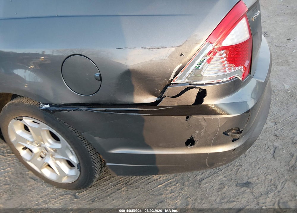 2010 FORD FUSION SE VIN: 3FAHP0HAXAR256617