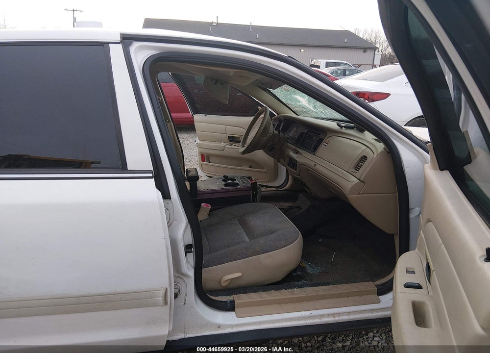 2009 FORD CROWN VICTORIA POLICE/POLICE INTERCEPTOR VIN: 2FAHP71V89X100840