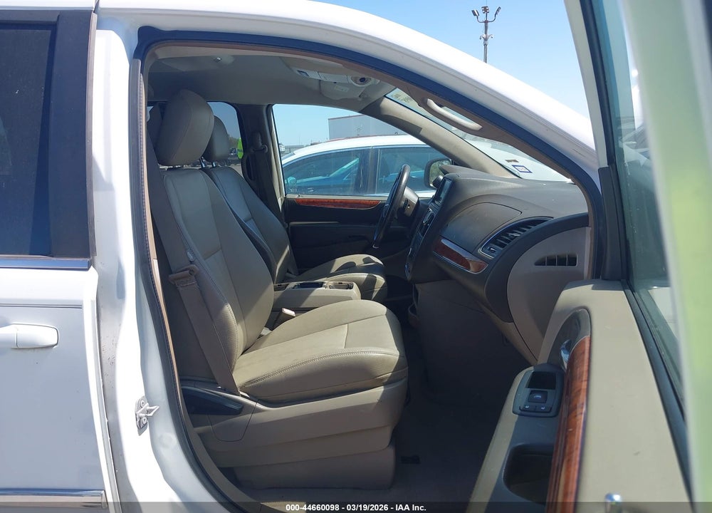 2015 CHRYSLER TOWN & COUNTRY TOURING VIN: 2C4RC1BG9FR638504