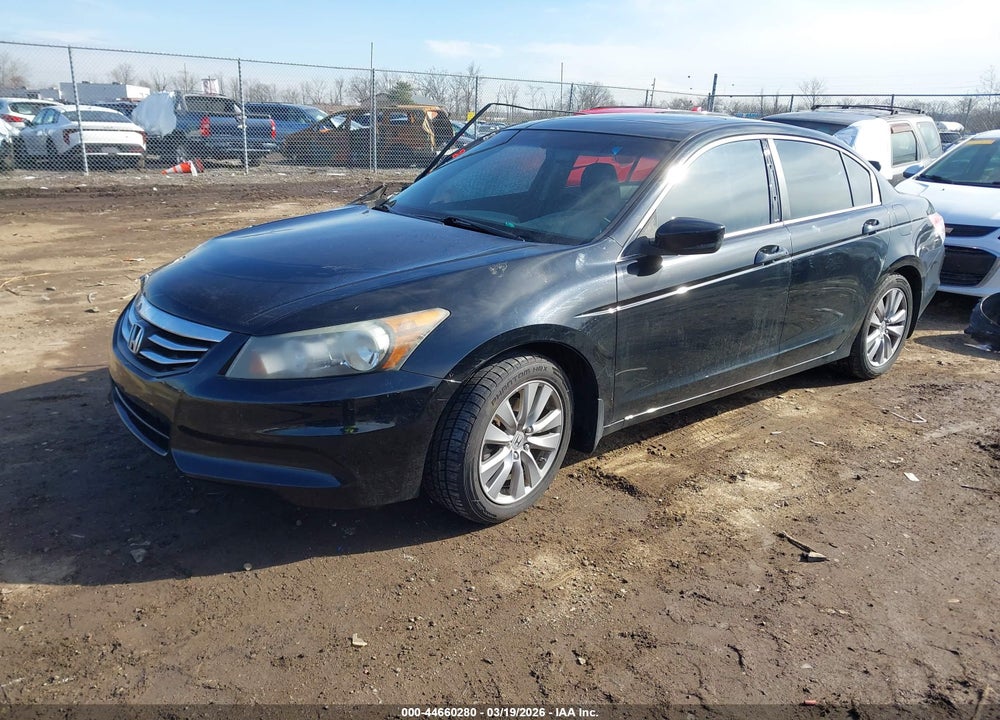 2012 HONDA ACCORD 2.4 EX-L VIN: 1HGCP2F82CA069810