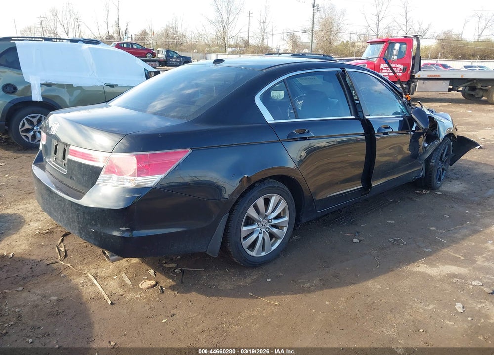 2012 HONDA ACCORD 2.4 EX-L VIN: 1HGCP2F82CA069810