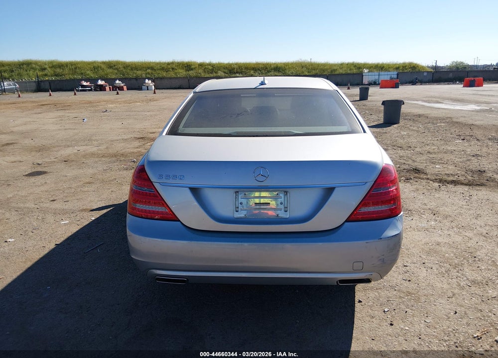 2010 MERCEDES-BENZ S 550 VIN: WDDNG7BB7AA342734