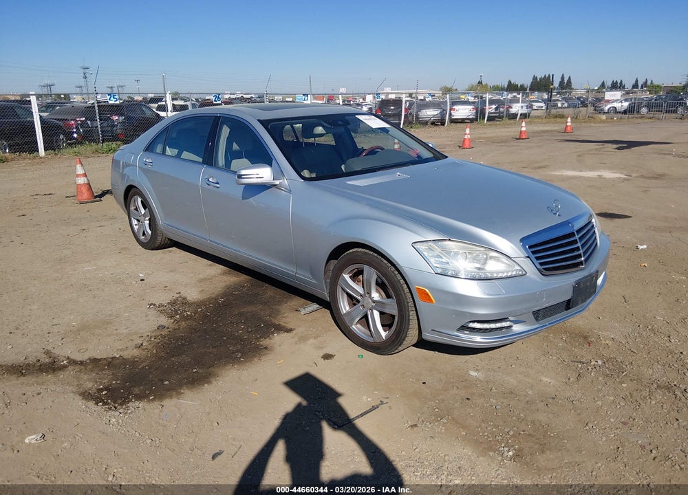2010 MERCEDES-BENZ S 550 VIN: WDDNG7BB7AA342734