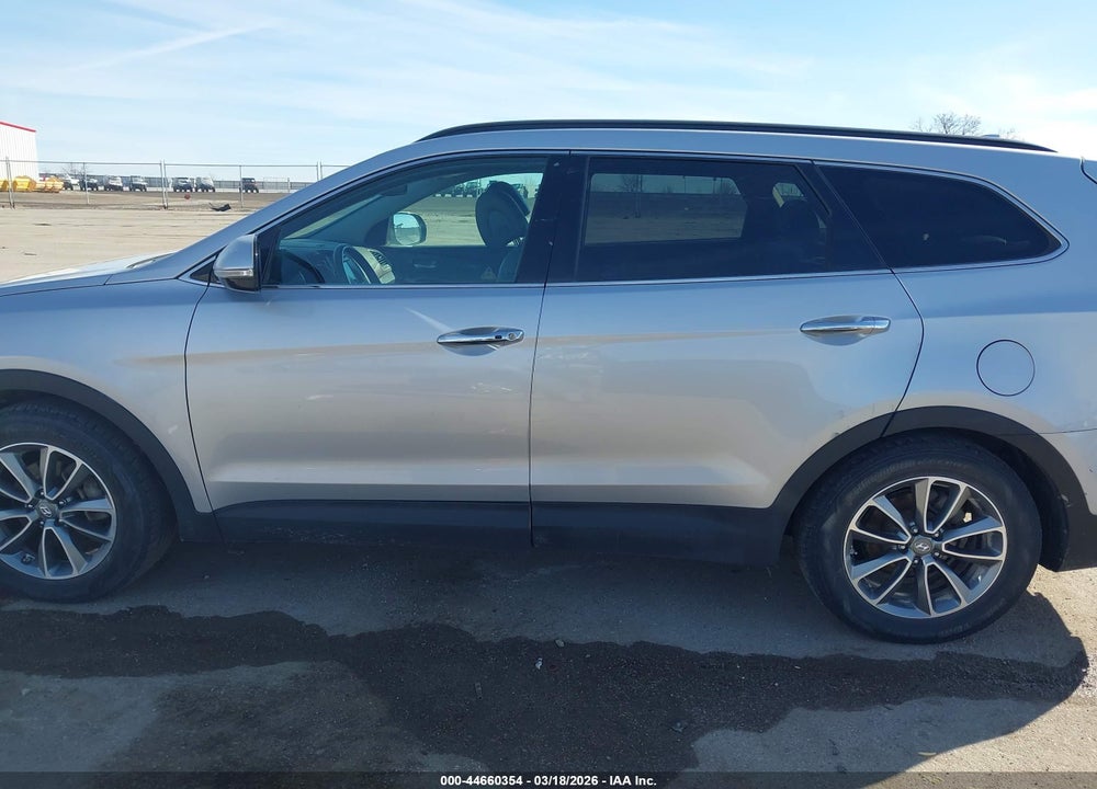 2017 HYUNDAI SANTA FE SE VIN: KM8SN4HF7HU188770