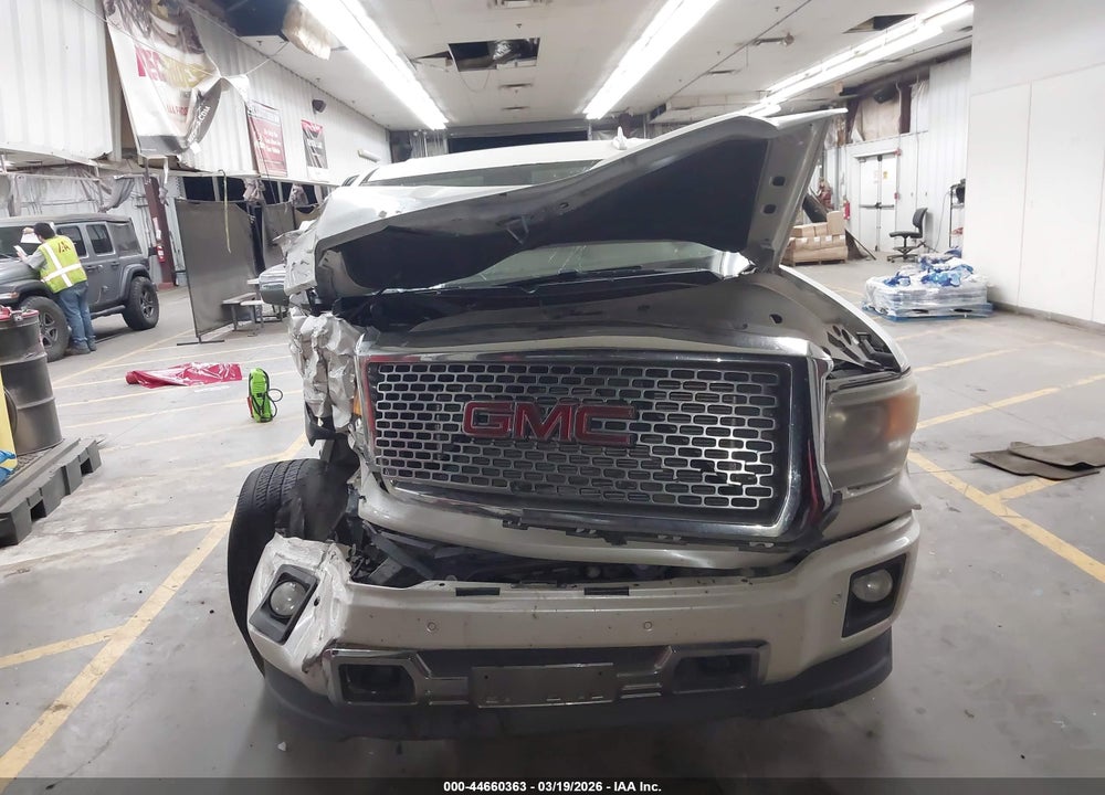 2015 GMC SIERRA 1500 DENALI VIN: 3GTU2WEJ0FG383555